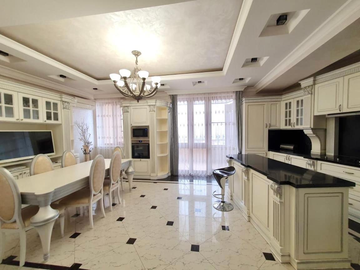 Роскошная Двухуровневая Квартира Luxurious Duplex Apartment Єреван Екстер'єр фото