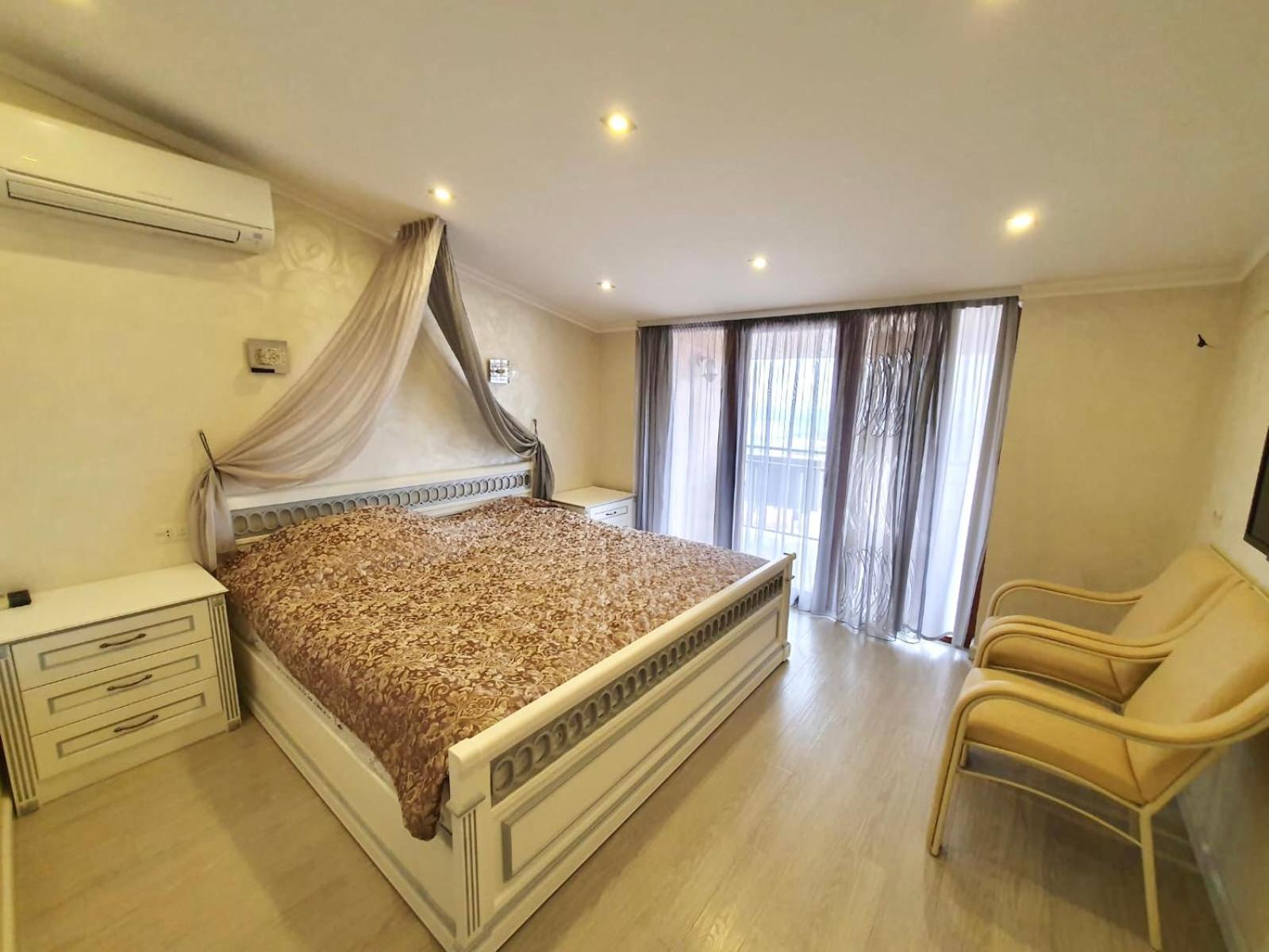 Роскошная Двухуровневая Квартира Luxurious Duplex Apartment Єреван Екстер'єр фото